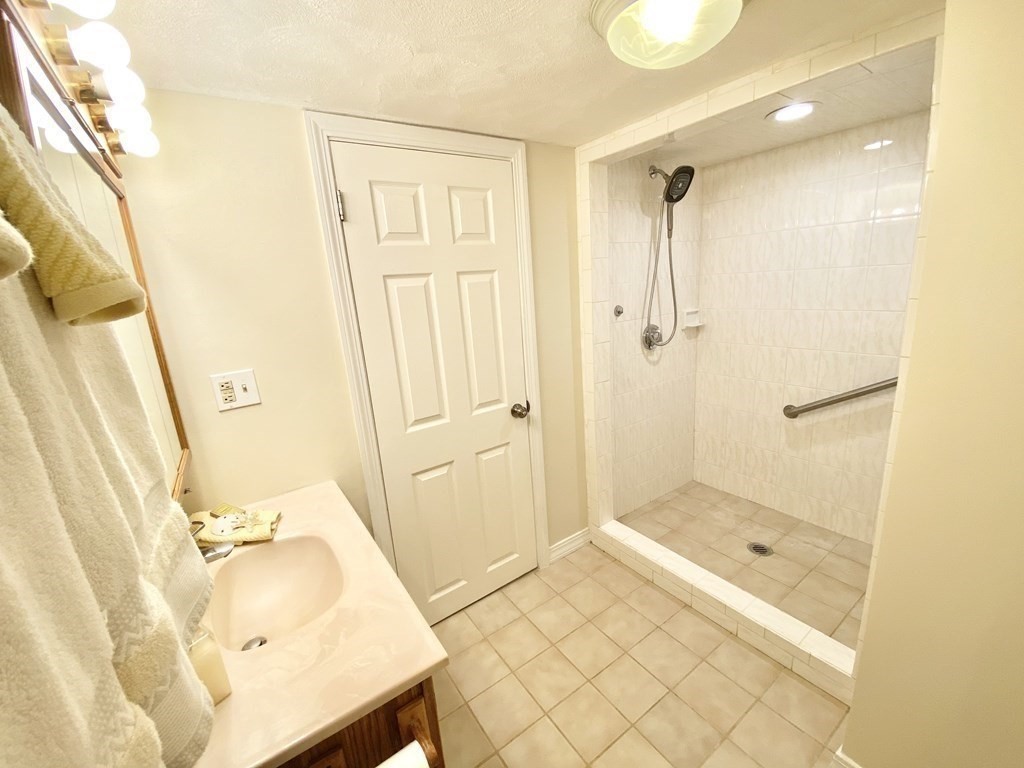 21 Squire Road Winchester, MA 01890 - Photo 30 of 38