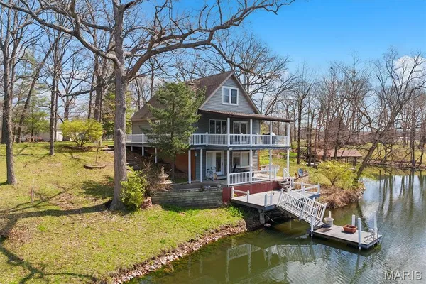 $345,000 | 10949 Clearwater Lane, Shipman, IL 62685