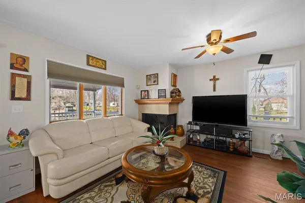 $345,000 | 10949 Clearwater Lane, Shipman, IL 62685