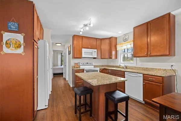 $345,000 | 10949 Clearwater Lane, Shipman, IL 62685