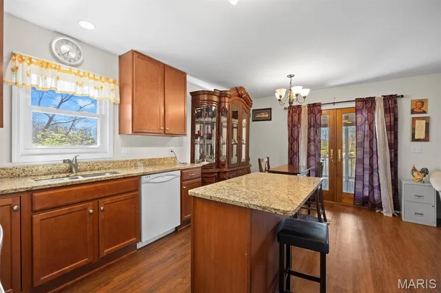 $345,000 | 10949 Clearwater Lane, Shipman, IL 62685