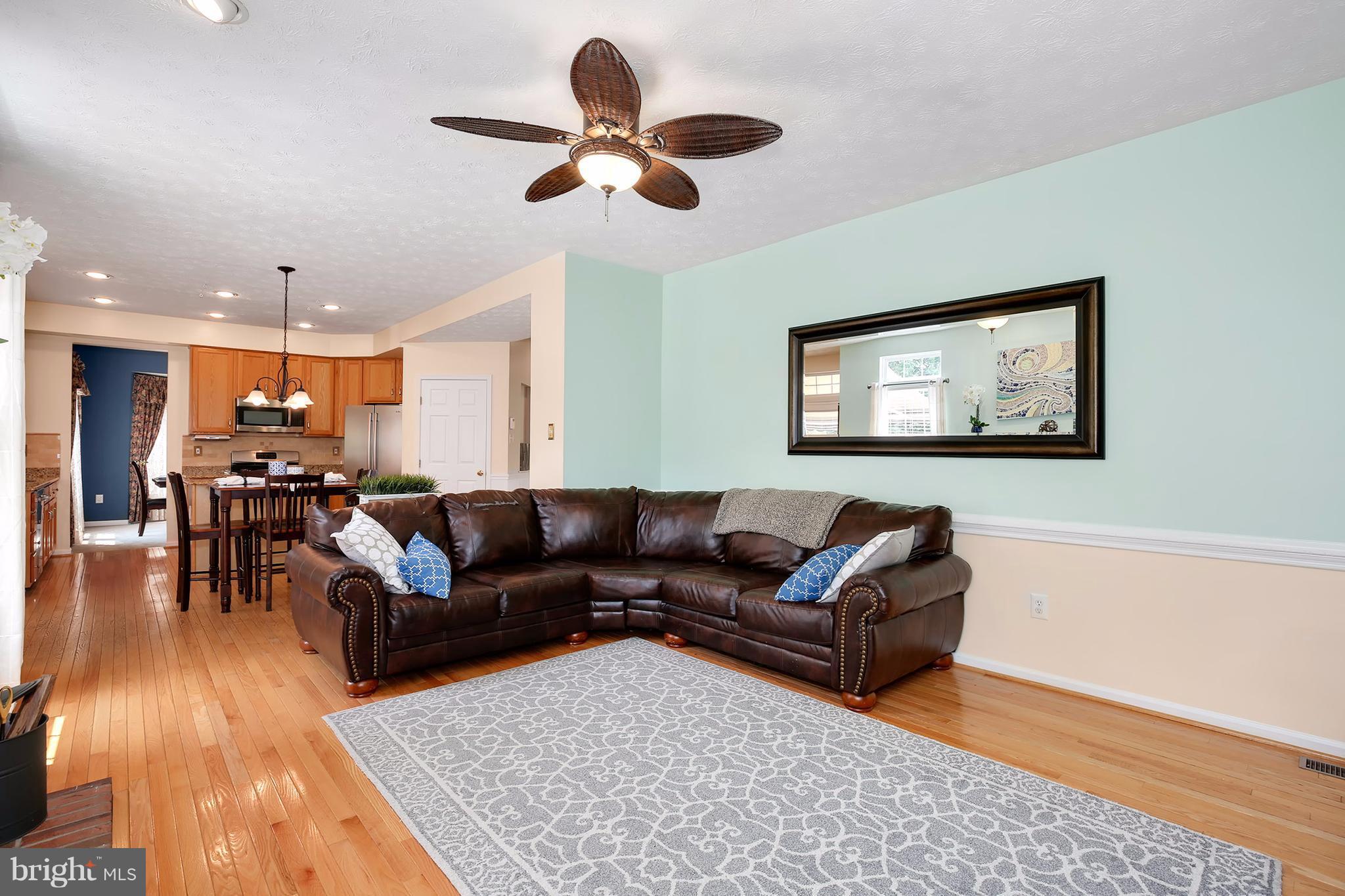 9545 Chaton Road Laurel, MD 20723 - Photo 14 of 30 Family Room