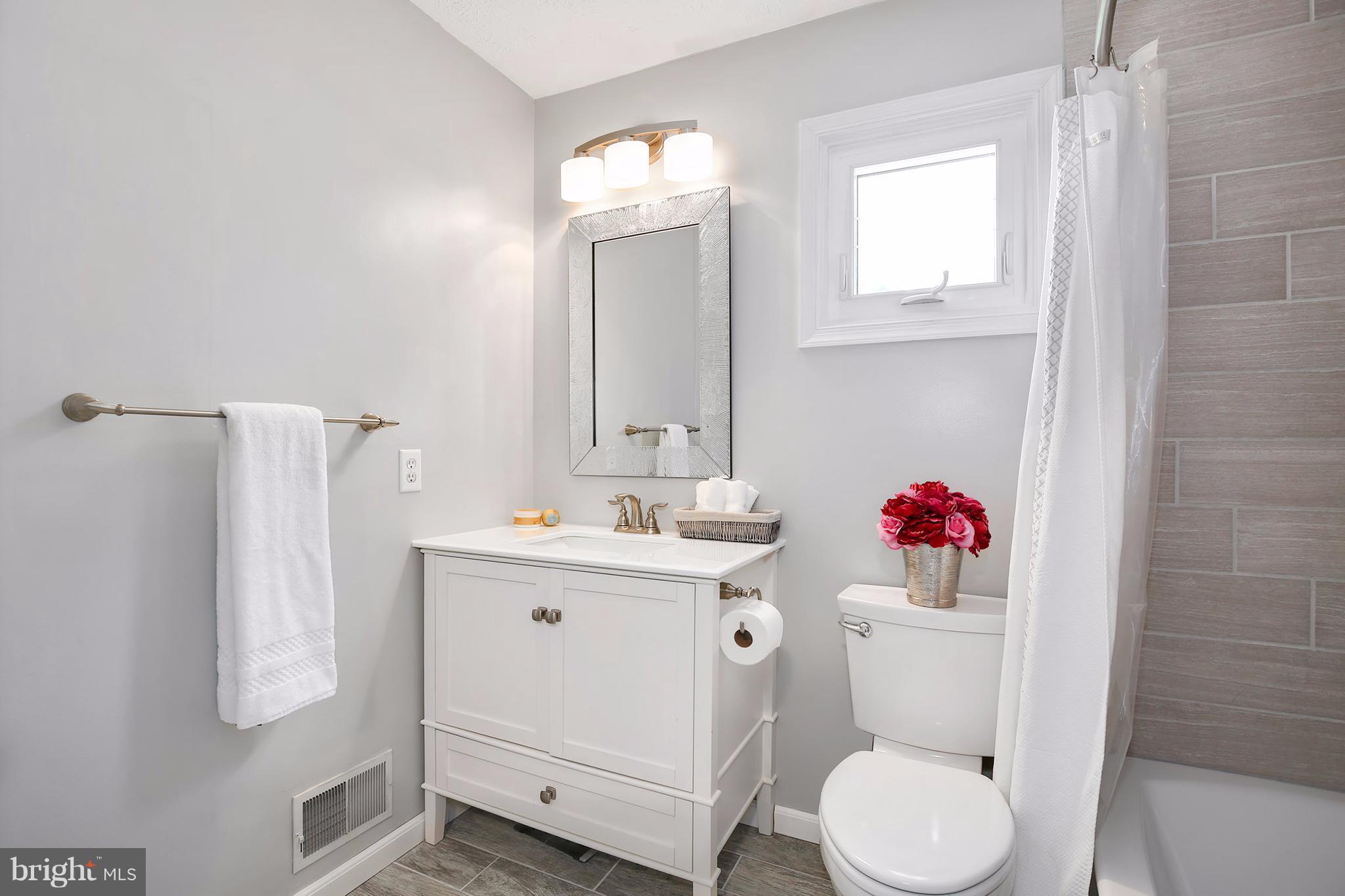 9545 Chaton Road Laurel, MD 20723 - Photo 19 of 30 Bath