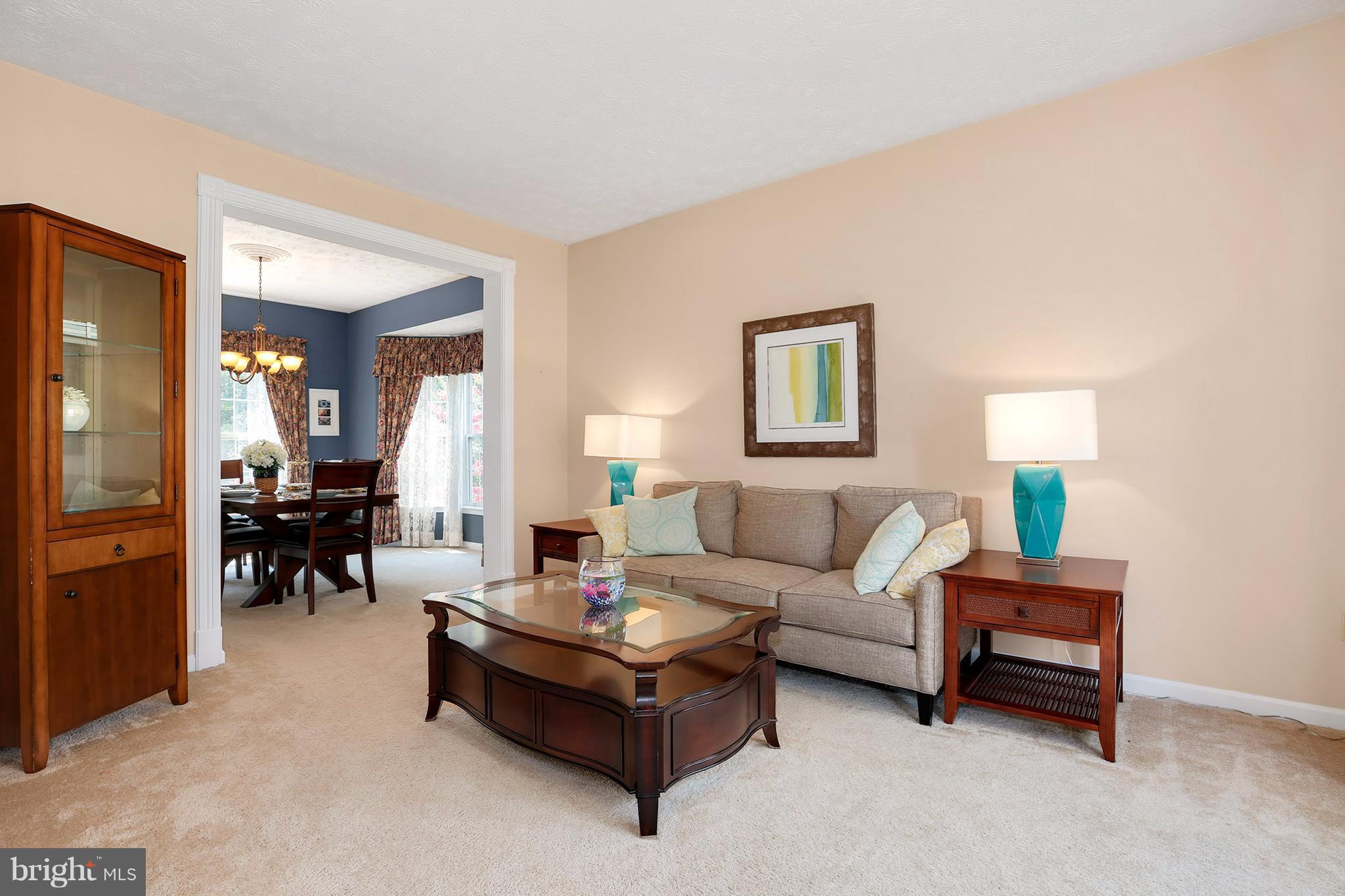 9545 Chaton Road Laurel, MD 20723 - Photo 4 of 30 Living Room