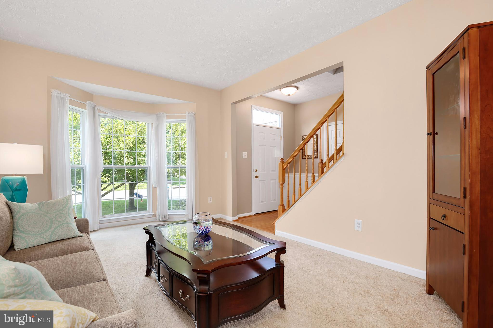 9545 Chaton Road Laurel, MD 20723 - Photo 5 of 30 Living Room