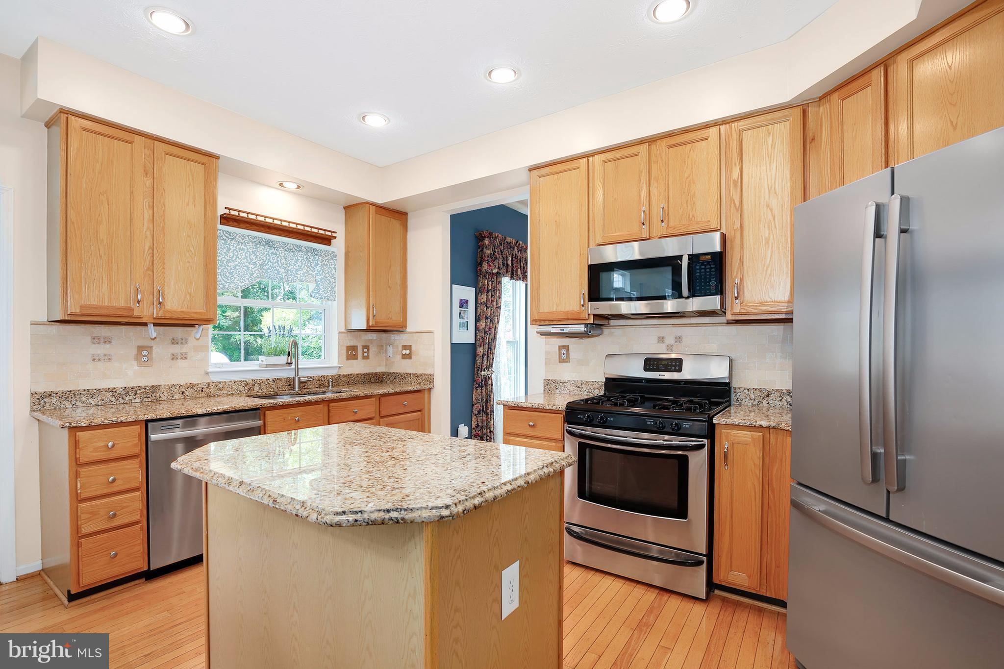 9545 Chaton Road Laurel, MD 20723 - Photo 7 of 30 Kitchen
