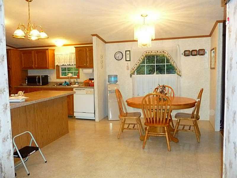 120 B Village Road Aliquippa, PA 15001 - Photo 11 of 20 Dining Room.