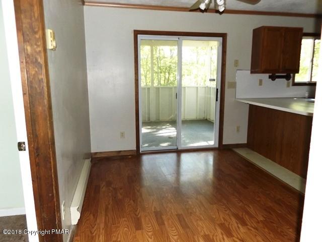191 Ruffed Grouse Road Bushkill, PA 18324 - Photo 3 of 9 dining