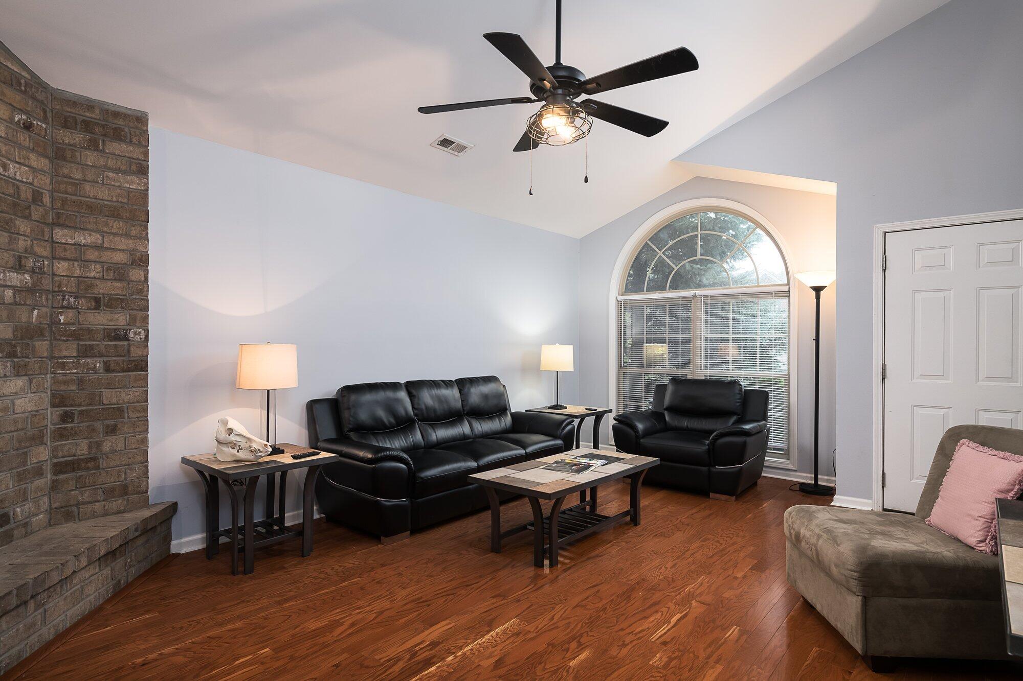 3693 Beaten Path Lexington, KY 40509 - Photo 5 of 29 005-3693_beaten_path_9_22_21-highrez.jpg