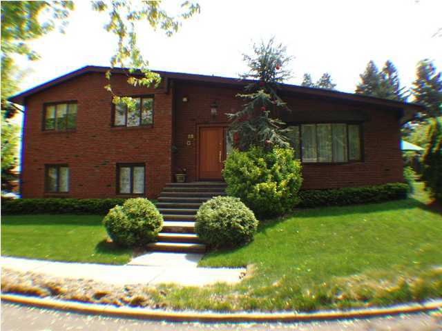 35 Briarcliff Road Staten Island, NY 10305 - Photo 1 of 9 Primary Photo