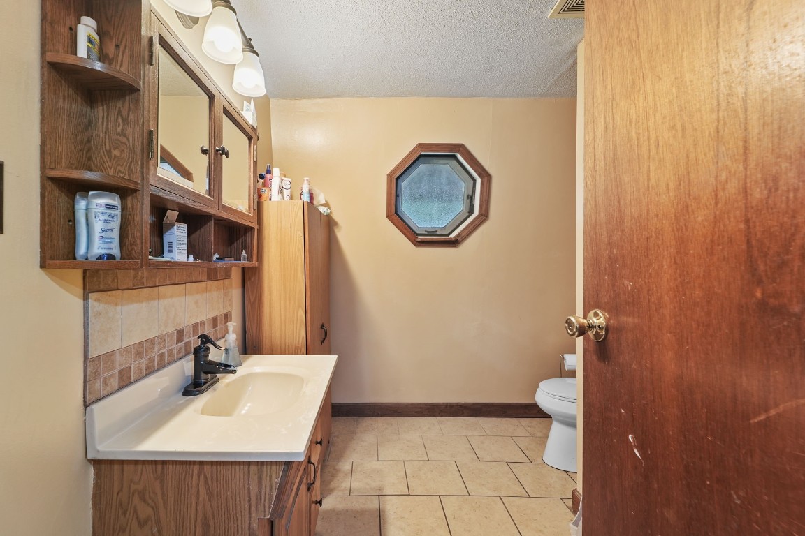 775 Sweeney Road Brackney, PA 18812 - Photo 4 of 23