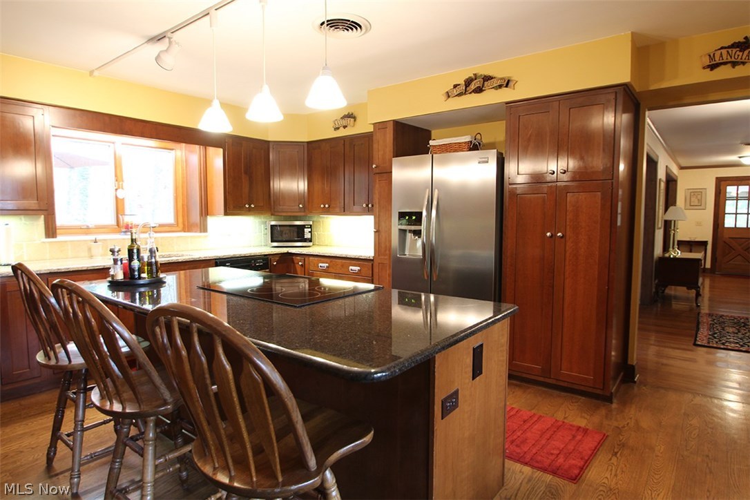 3191 Hamlin Road Medina, OH 44256 - Photo 11 of 35