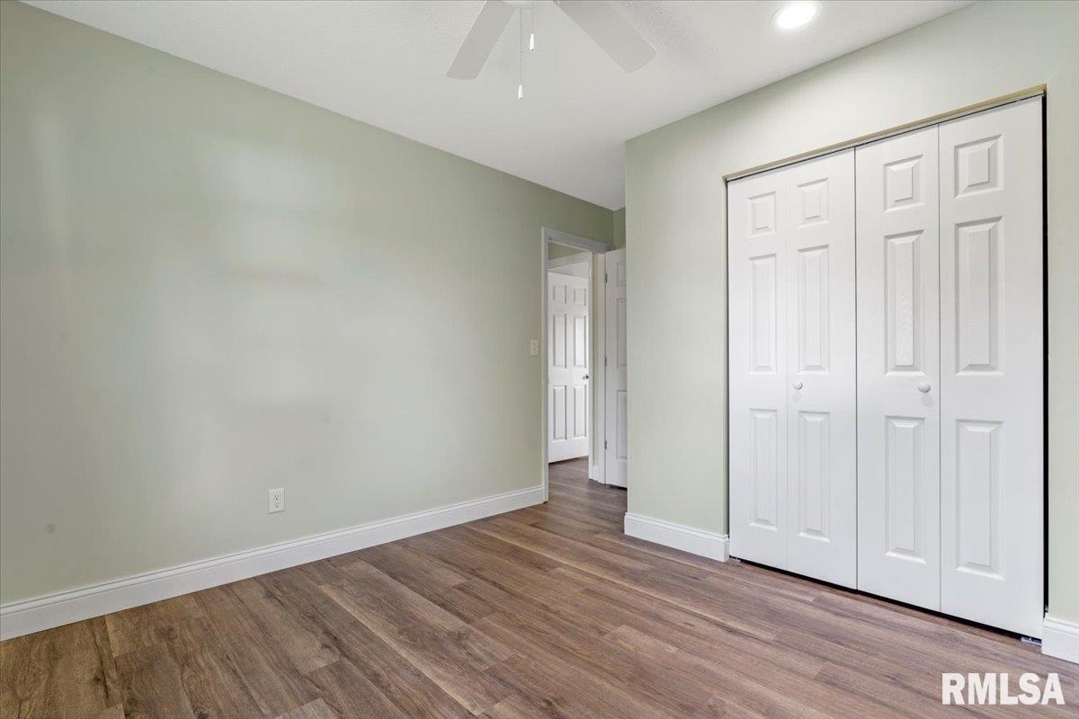 2901 Stokebridge Road Springfield, IL 62702 - Photo 18 of 34