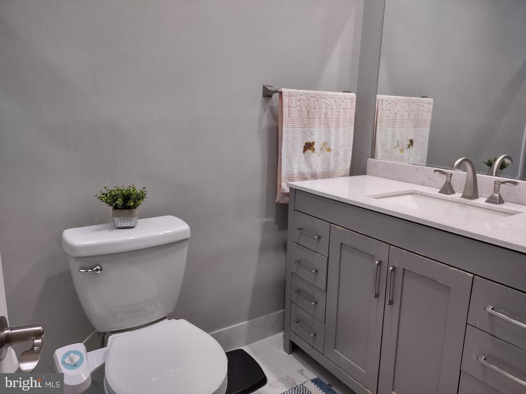 8517 Algon Avenue Philadelphia, PA 19152 - Photo 18 of 26 Hall Full Bath