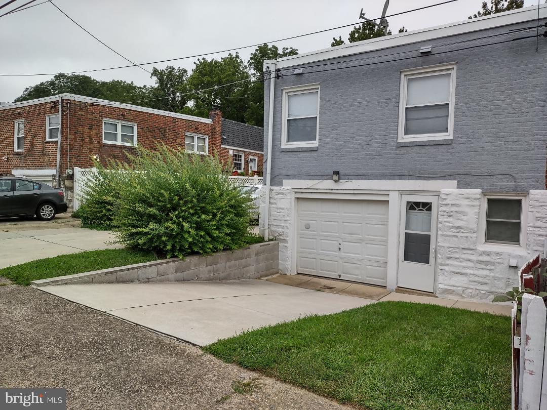 8517 Algon Avenue Philadelphia, PA 19152 - Photo 26 of 26 Rear