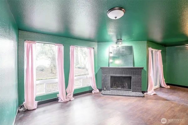 $165,000 | 110 Southwest 116th Street, Unit A13, Seattle, WA 98146