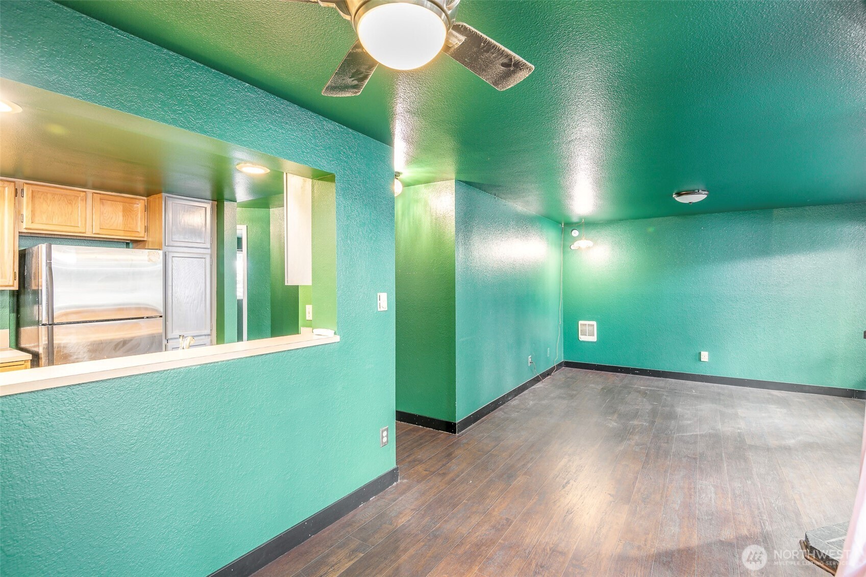 110 Southwest 116th Street, Unit A13 Seattle, WA 98146 - Photo 6 of 16