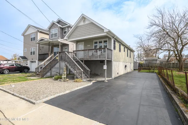 $375,000 | 711 Center Street, Union Beach, NJ 07735