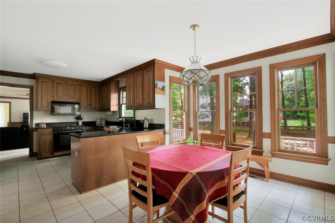 2611 Castle Hill Road Midlothian, VA 23113 - Photo 11 of 33 Gallery Image 11