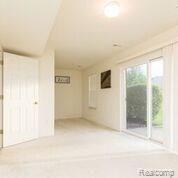 536 Cherry Orchard Road Canton, MI 48188 - Photo 2 of 10 4gxFGiOQ.jpg