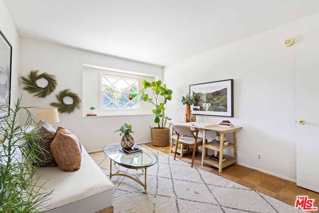 2015 Panamint Drive Los Angeles, CA 90065 - Photo 20 of 29 a living room with furniture and window