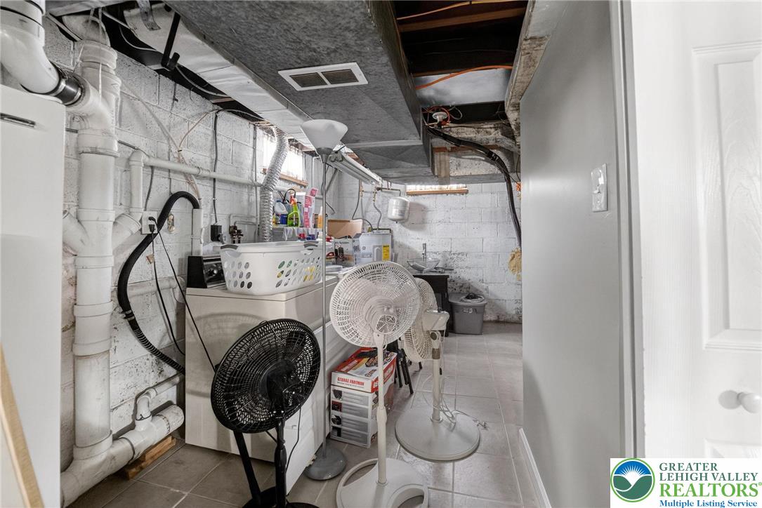 5370 Hanoverville Road Bethlehem, PA 18017 - Photo 21 of 24 a utility room with dryer and washer