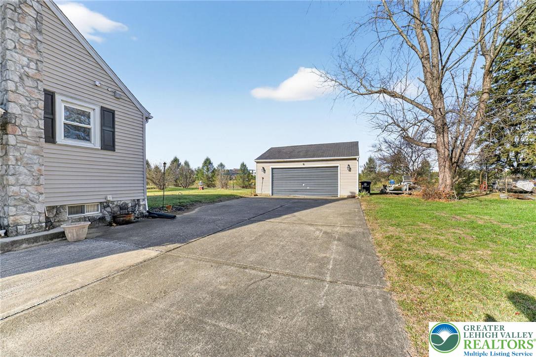 5370 Hanoverville Road Bethlehem, PA 18017 - Photo 22 of 24 a house with garden in front of it