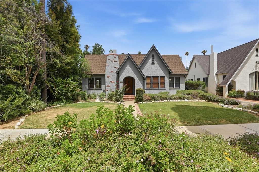 3589 Castle Reagh Place Riverside, CA 92506 - Photo 2 of 45 Gallery Image 2