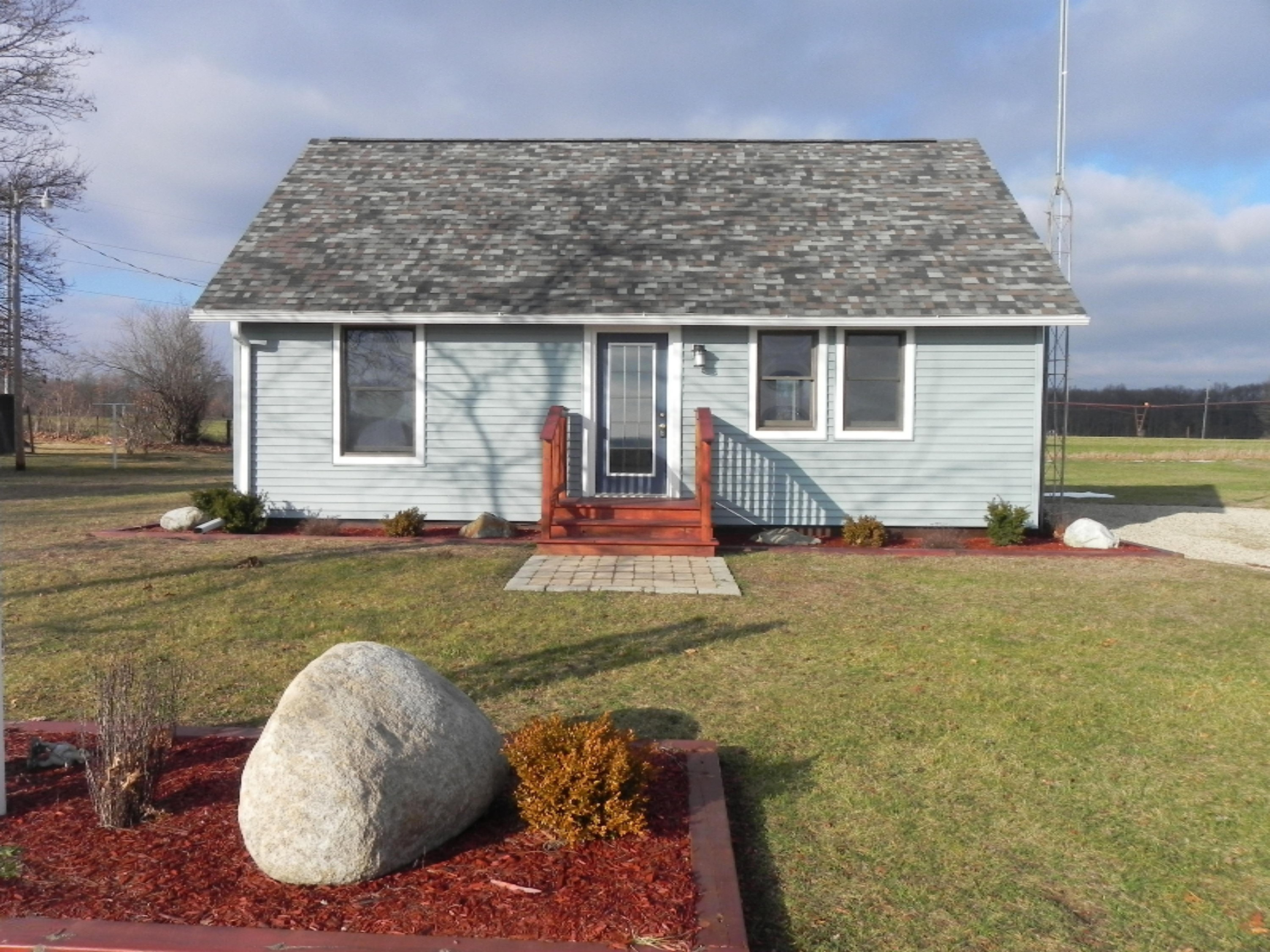 39792 82nd Avenue Decatur, MI 49045 - Photo 1 of 23 DSCN4109