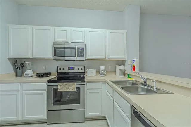 $259,900 | 8502 Crystal Cove Loop, Kissimmee, FL 34747