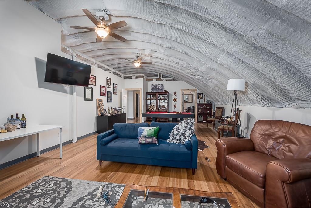 24305 Loring Road Lawrence, KS 66044 - Photo 12 of 55