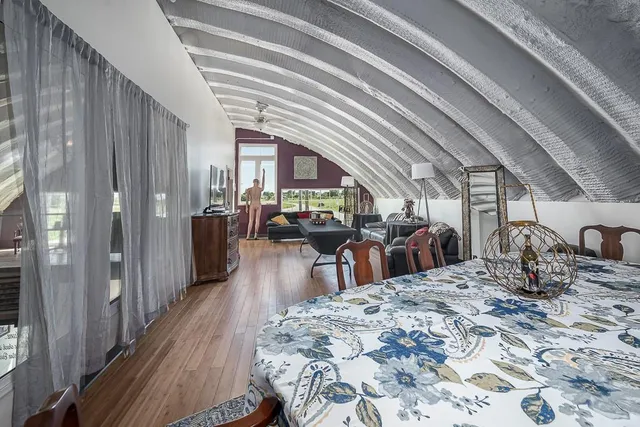 $2,950,000 | 24305 Loring Road, Lawrence, KS 66044