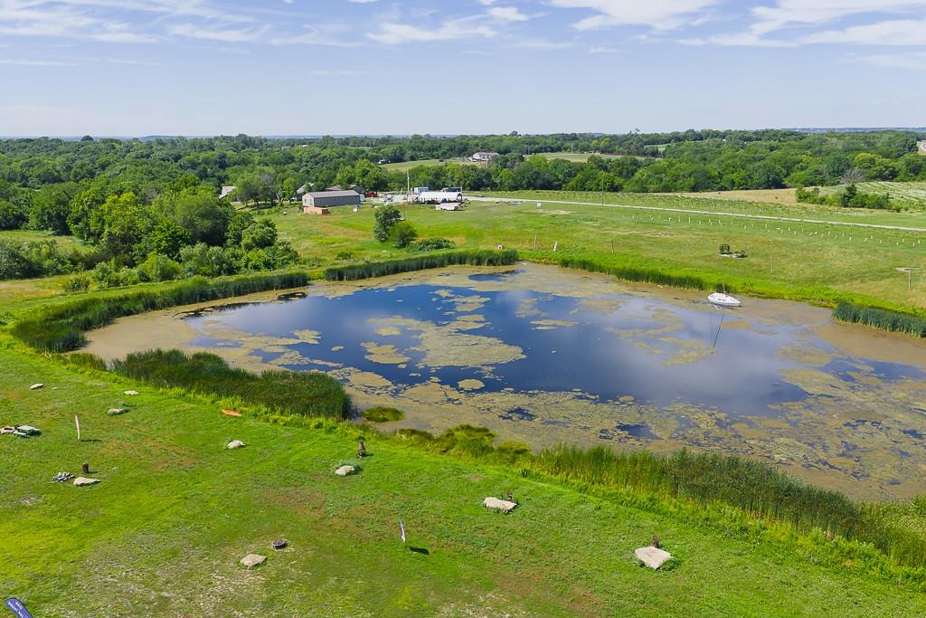 24305 Loring Road Lawrence, KS 66044 - Photo 17 of 55