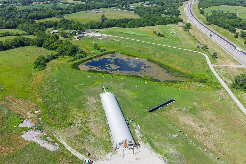 24305 Loring Road Lawrence, KS 66044 - Photo 18 of 55