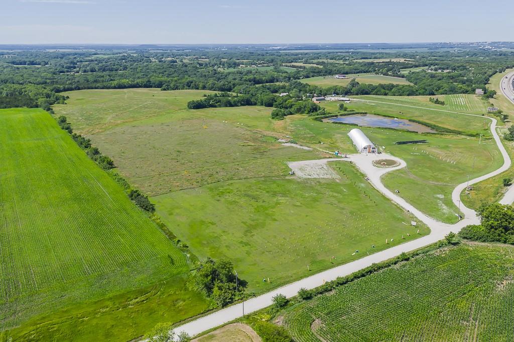 24305 Loring Road Lawrence, KS 66044 - Photo 21 of 55