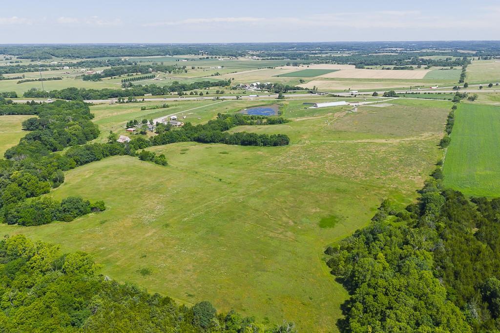 24305 Loring Road Lawrence, KS 66044 - Photo 24 of 55