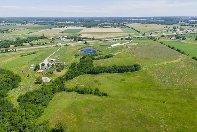 $2,950,000 | 24305 Loring Road, Lawrence, KS 66044