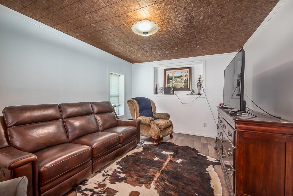 24305 Loring Road Lawrence, KS 66044 - Photo 34 of 55