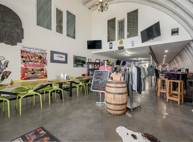 $2,950,000 | 24305 Loring Road, Lawrence, KS 66044