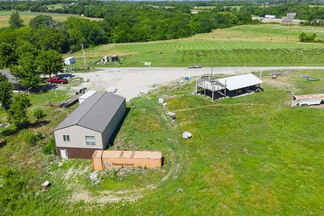 $2,950,000 | 24305 Loring Road, Lawrence, KS 66044