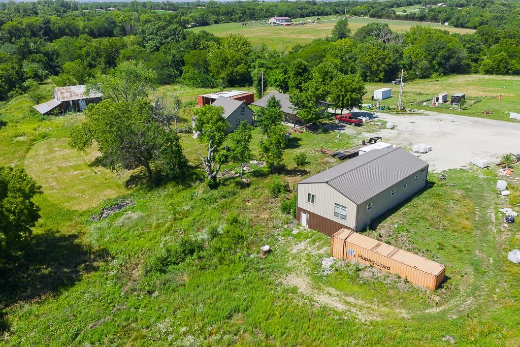 24305 Loring Road Lawrence, KS 66044 - Photo 49 of 55