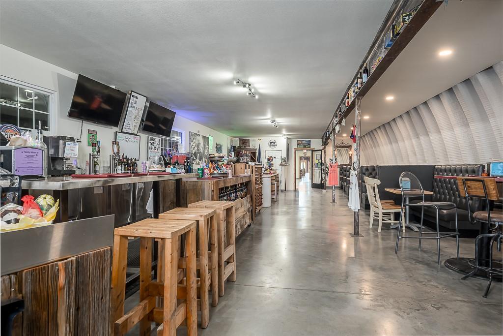 24305 Loring Road Lawrence, KS 66044 - Photo 6 of 55