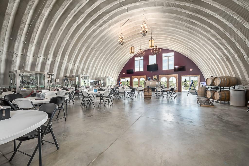 24305 Loring Road Lawrence, KS 66044 - Photo 8 of 55