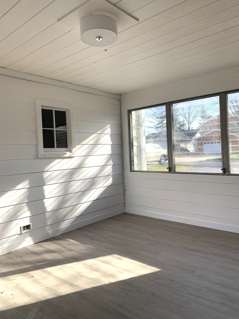 250 East Taylor Road Lombard, IL 60148 - Photo 10 of 12