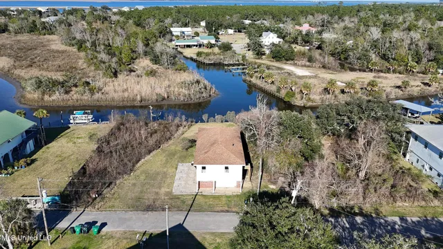 $239,000 | 2222 Mole Drive, Bay St. Louis, MS 39520