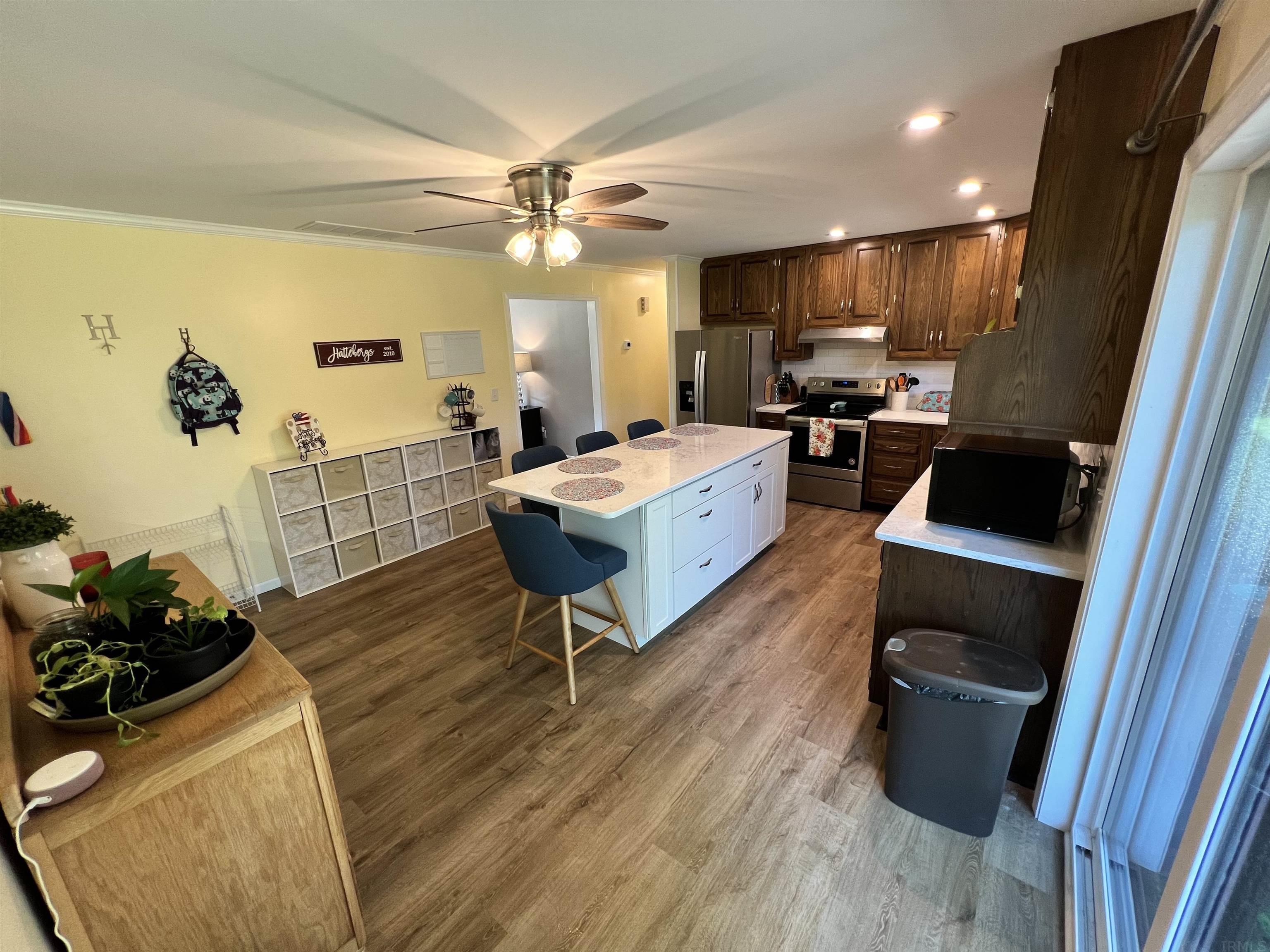 3808 North Old Bruceville Road Vincennes, IN 47591 - Photo 10 of 19