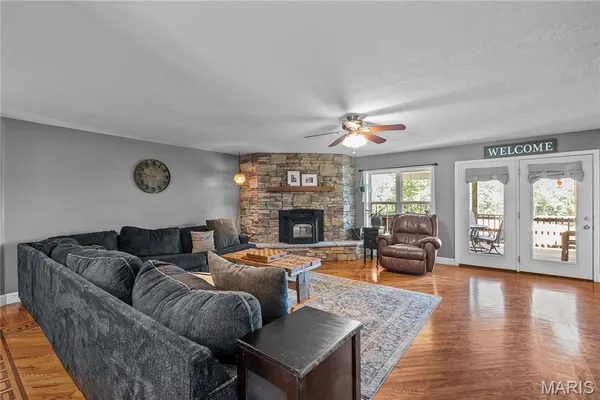 $715,000 | 2751 Carter Route, Ellsinore, MO 63937