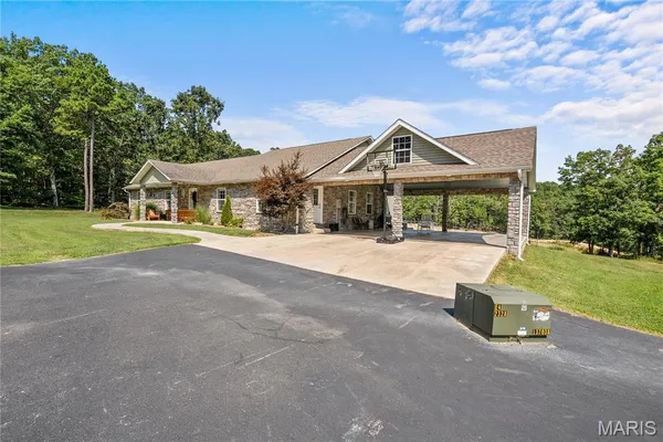 $715,000 | 2751 Carter Route, Ellsinore, MO 63937