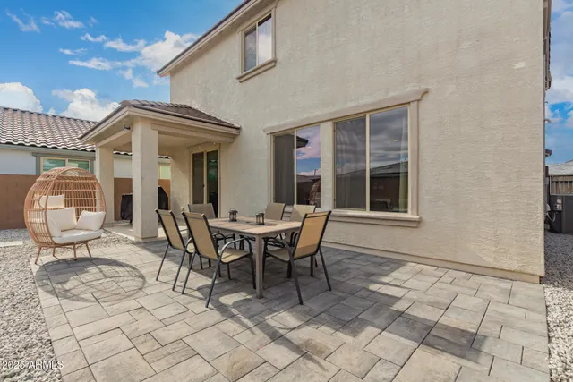 $485,000 | 25563 North 142nd Avenue, Surprise, AZ 85387
