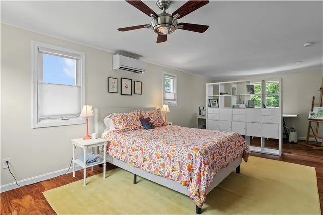 $2,950 | 59 Berkley Avenue, Portsmouth, RI 02871